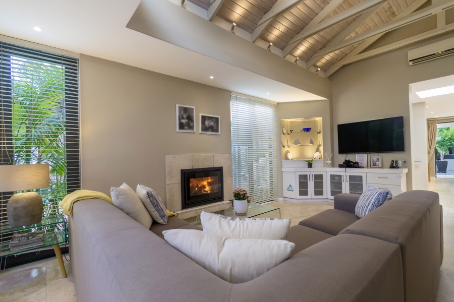 4 Bedroom Property for Sale in Steenberg Golf Estate Western Cape